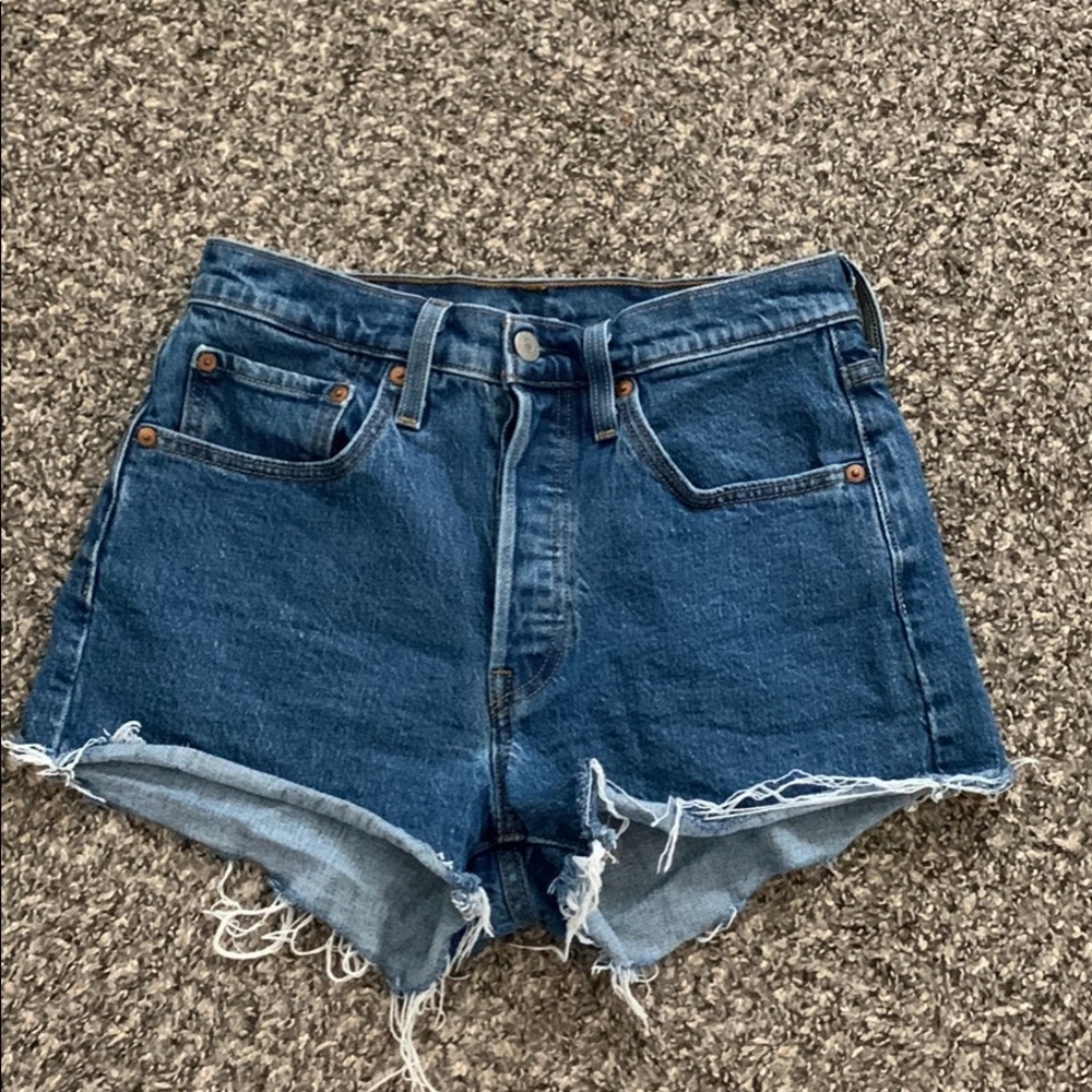 Levi High Wasted Jean Shorts
